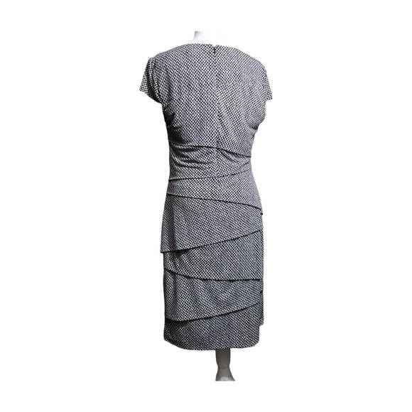 WHITE HOUSE BLACK MARKET Instantly Slimming Black & White Tiered Dress Sz. 12 - Picture 2 of 8